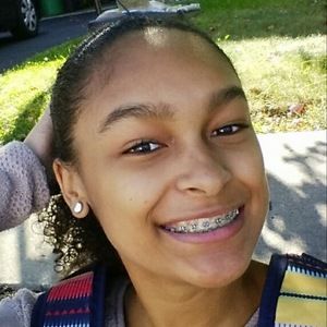 Meet your Posher, Isabelle